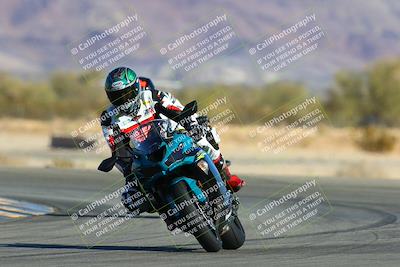 media/Jan-09-2022-SoCal Trackdays (Sun) [[2b1fec8404]]/Turn 14 (10am)/